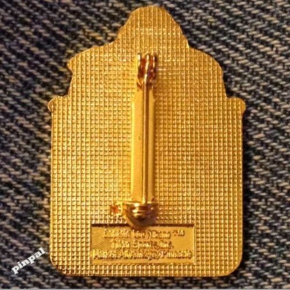 Wrestling Pin ~ Captain Lou Albano ~ '90 Vintage ~ WWF~WWE - Picture 2 of 2